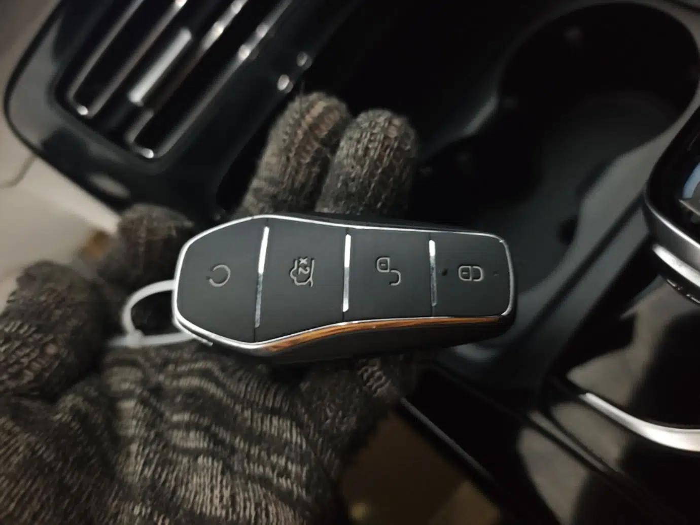 BYD Qin PLUS 2024 HONOR Edition DM-i 55KM Leading Model — миниатюра 12
