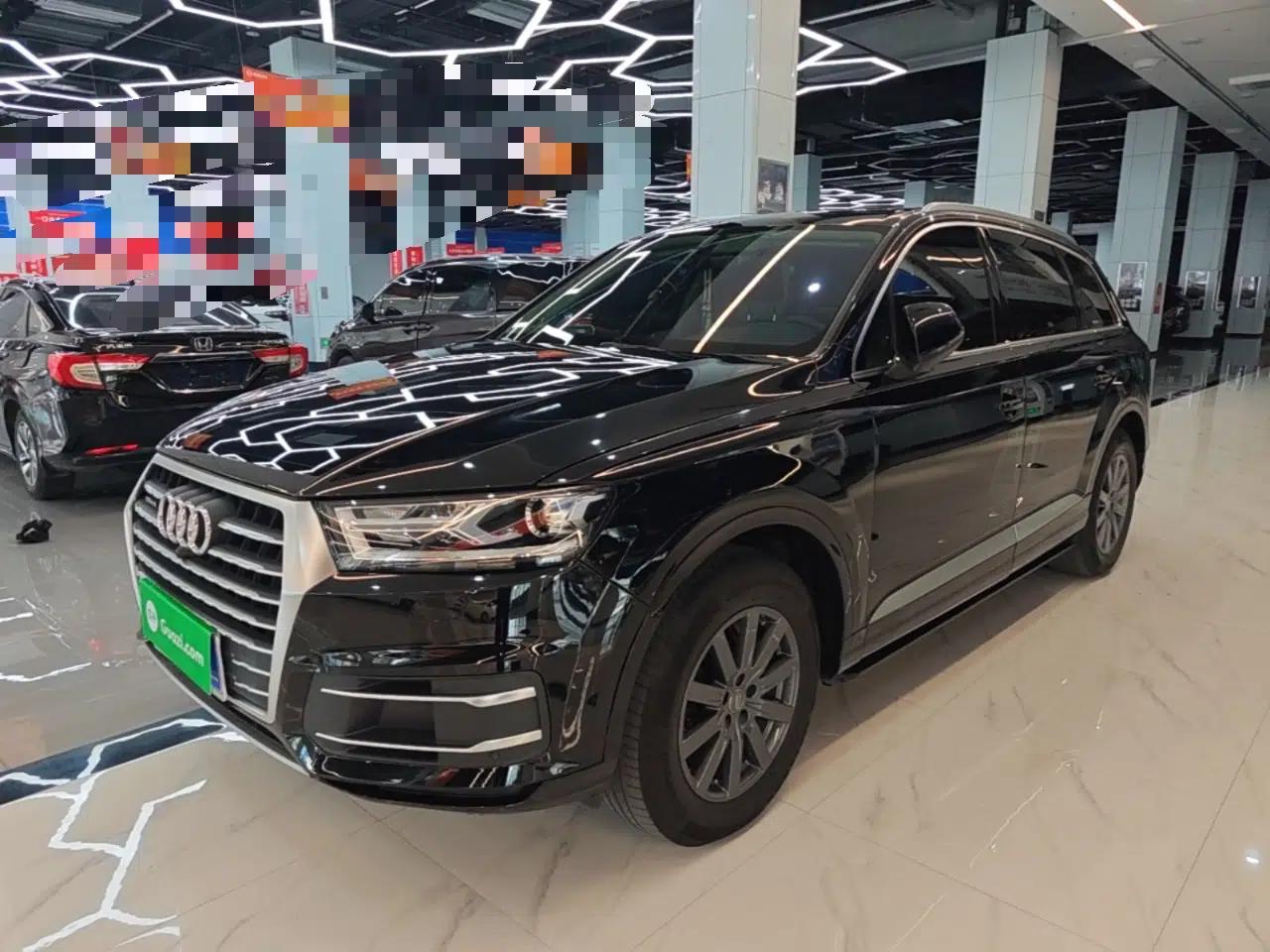 Audi Q7 2019 2.0T Standard Model Middle East — миниатюра 1