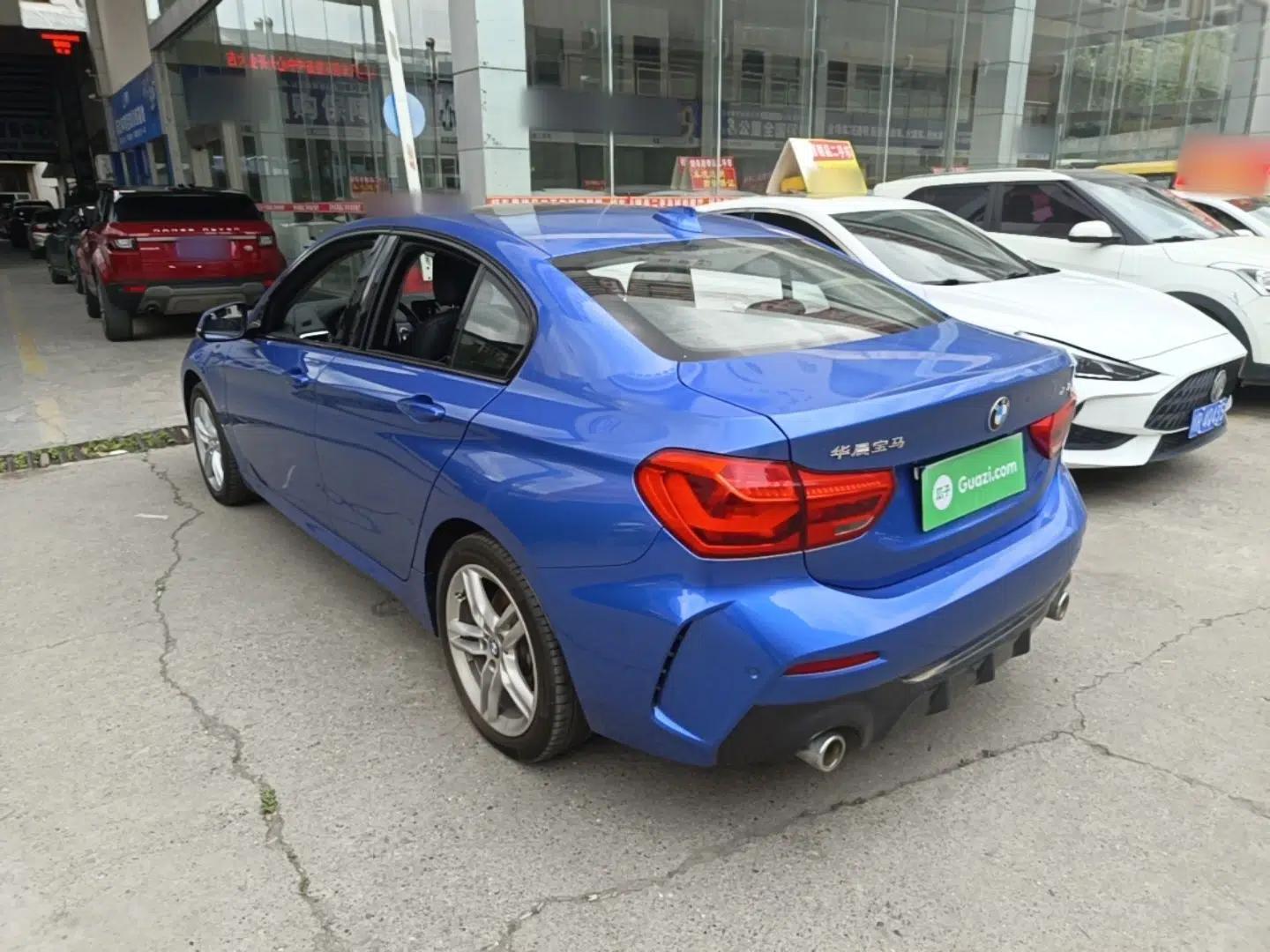 BMW 1 Series 2020 120i M Sport Package — миниатюра 4