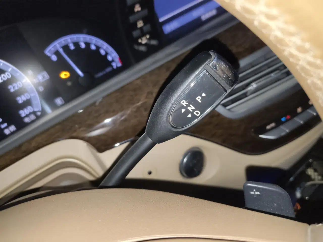 Mercedes-Benz S-Class 2012 S 300 L Prestige Grand Edition — миниатюра 15