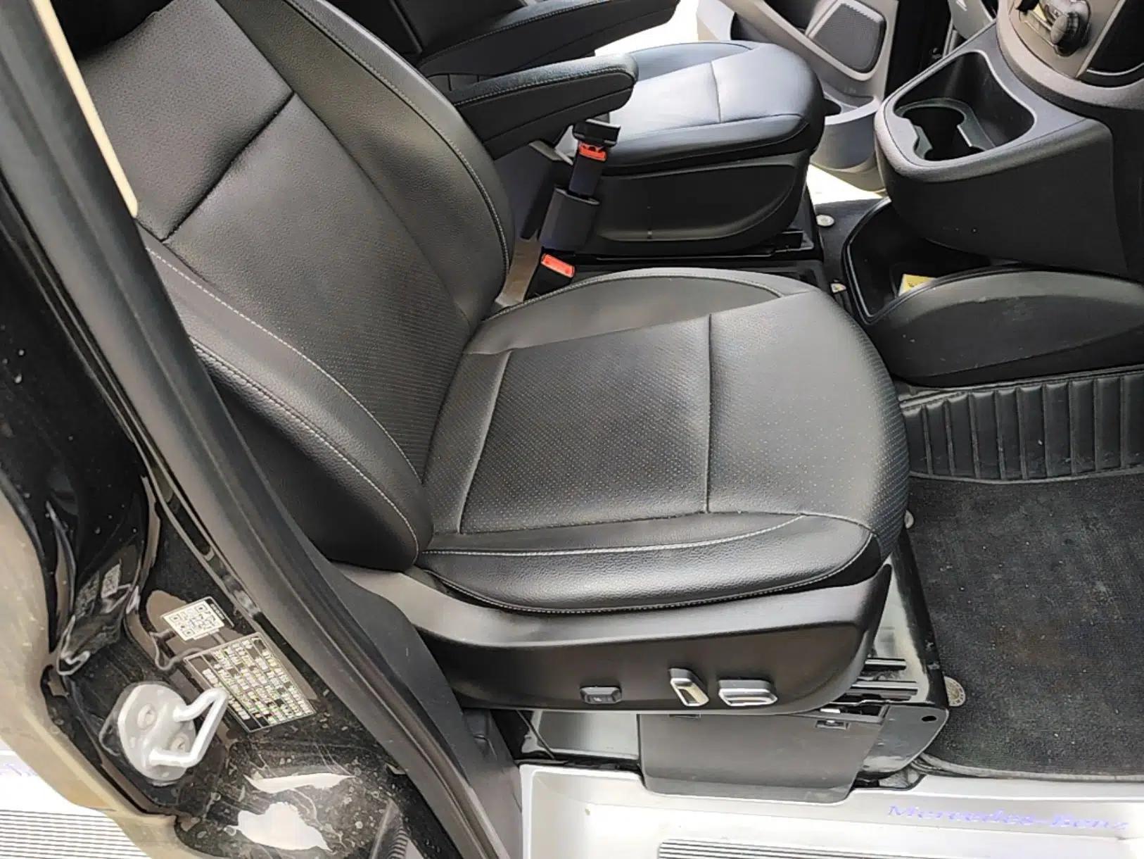 Mercedes-Benz Vito 2021 2.0T Elite Version 7 Seats — миниатюра 23