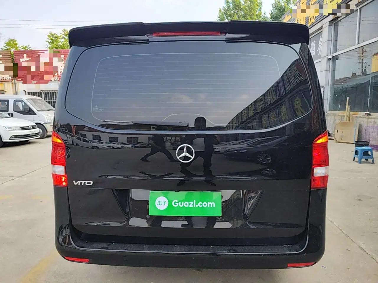 Mercedes-Benz Vito 2021 2.0T Elite Version 7 Seats — миниатюра 5