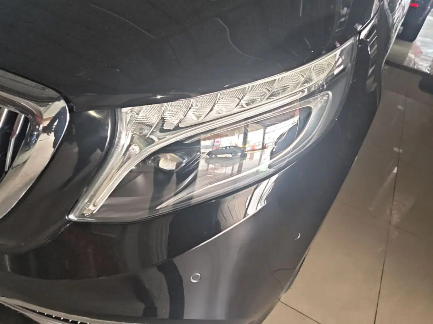 Mercedes-Benz V-Class 2021 V 260 Avantgarde Edition — миниатюра 2