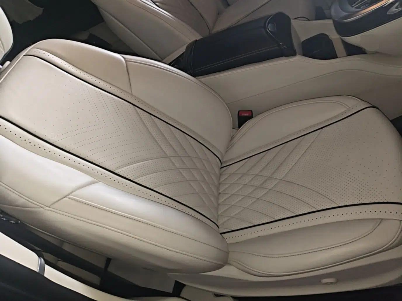Mercedes-Benz V-Class 2021 V 260 Avantgarde Edition — миниатюра 22