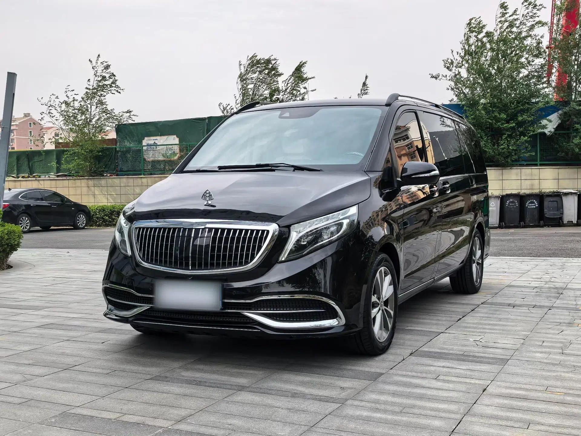 Mercedes-Benz V-Class 2021 V 260 Avantgarde Edition — миниатюра 6