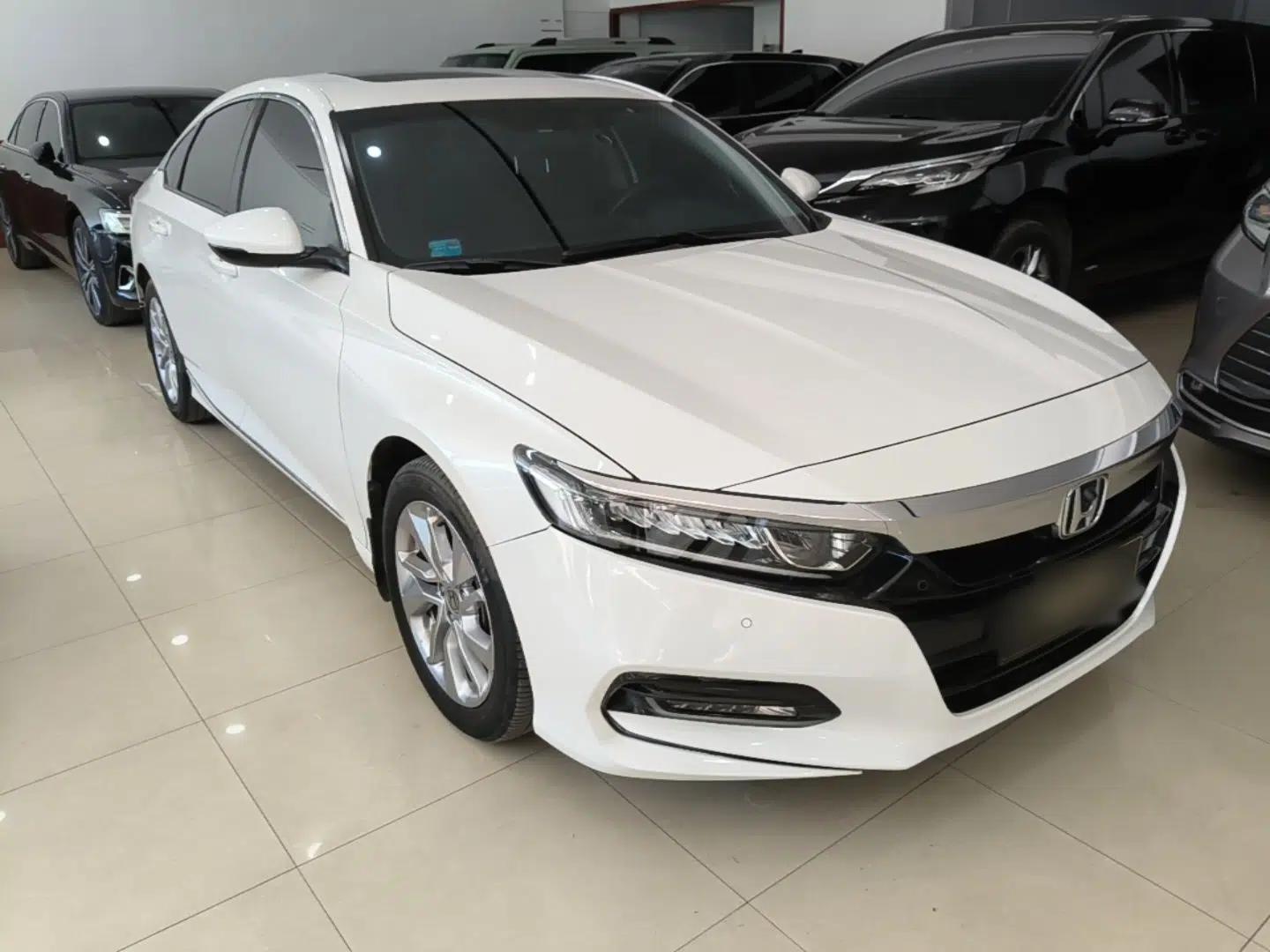 Honda Accord 2018 260TURBO Elite Edition China VI — миниатюра 3