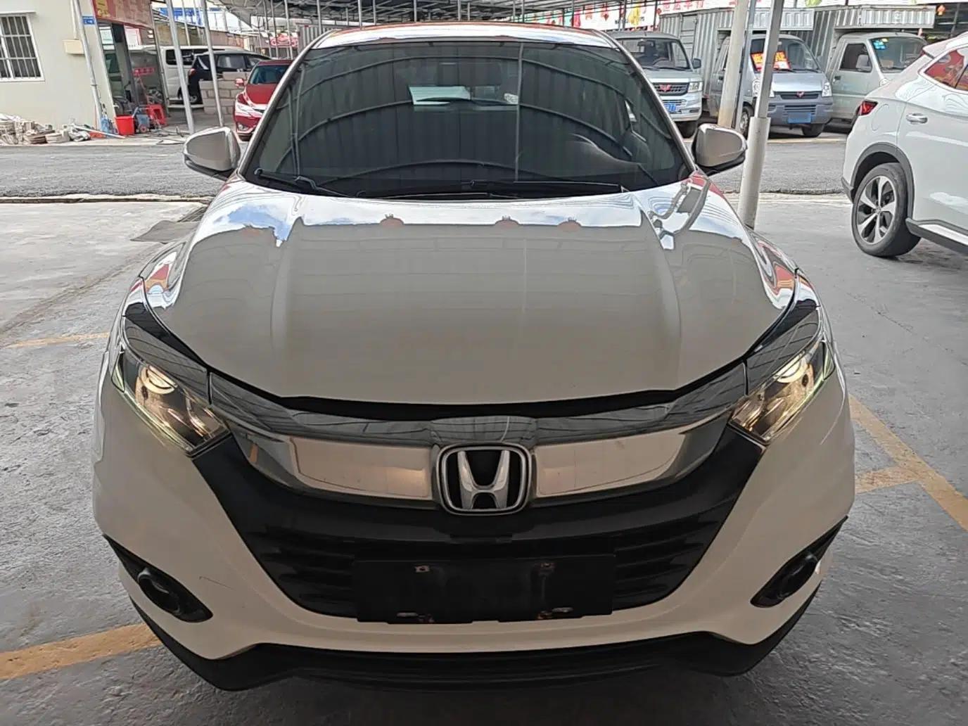 Honda Vezel 2020 1.5L CVT Elite Edition — миниатюра 2
