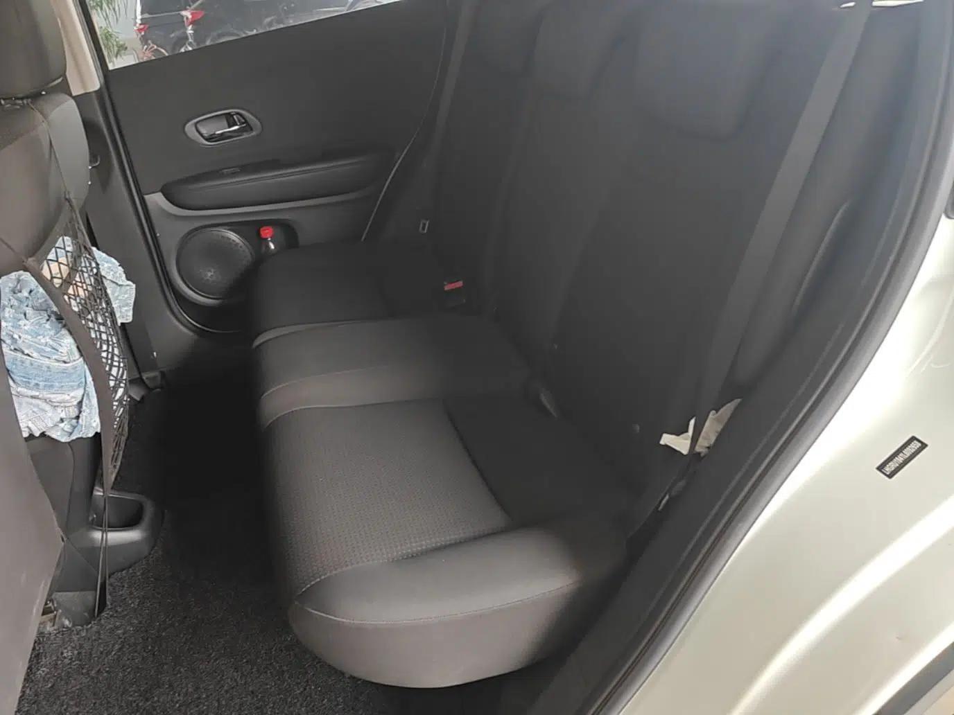 Honda Vezel 2020 1.5L CVT Elite Edition — миниатюра 20