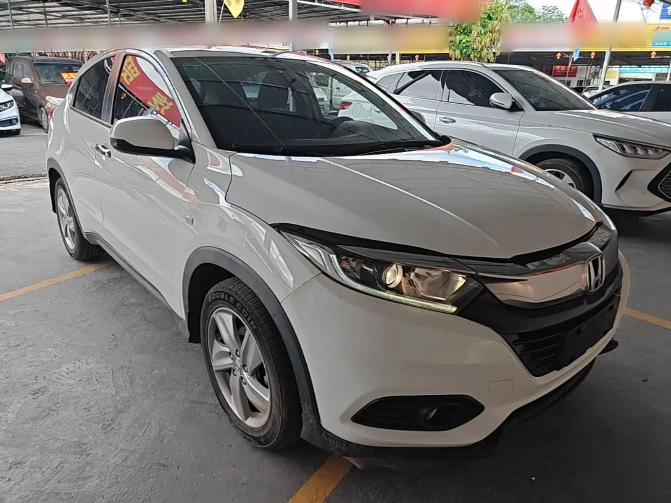 Honda Vezel 2020 1.5L CVT Elite Edition — миниатюра 3