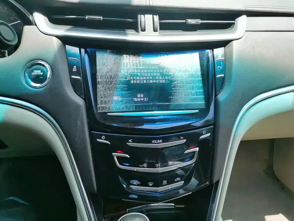 2017 Cadillac XTS 28T Technology Edition — миниатюра 13