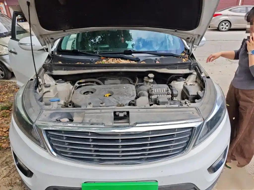 2015 Kia Sportage 2.0L Automatic 2WD DLX — миниатюра 11