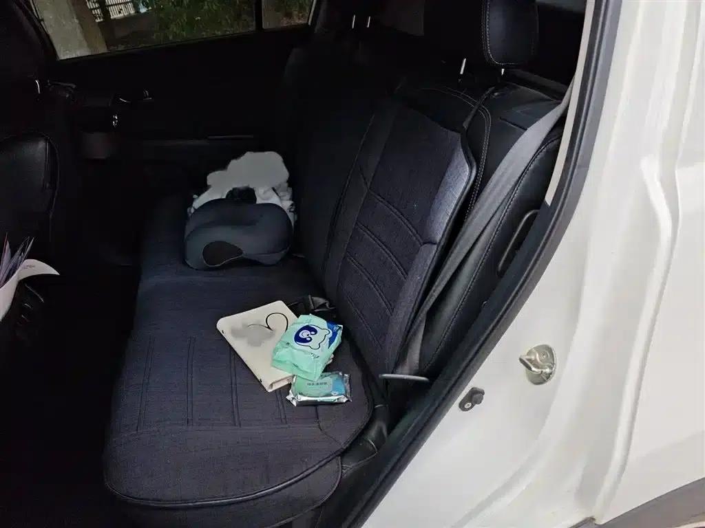 2015 Kia Sportage 2.0L Automatic 2WD DLX — миниатюра 15