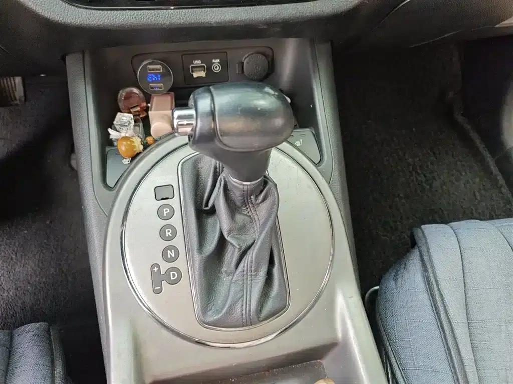 2015 Kia Sportage 2.0L Automatic 2WD DLX — миниатюра 7