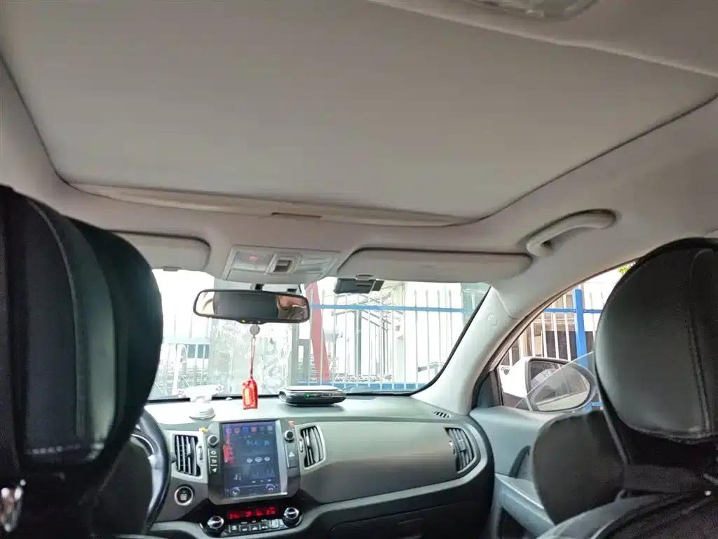 2015 Kia Sportage 2.0L Automatic 2WD DLX — миниатюра 9