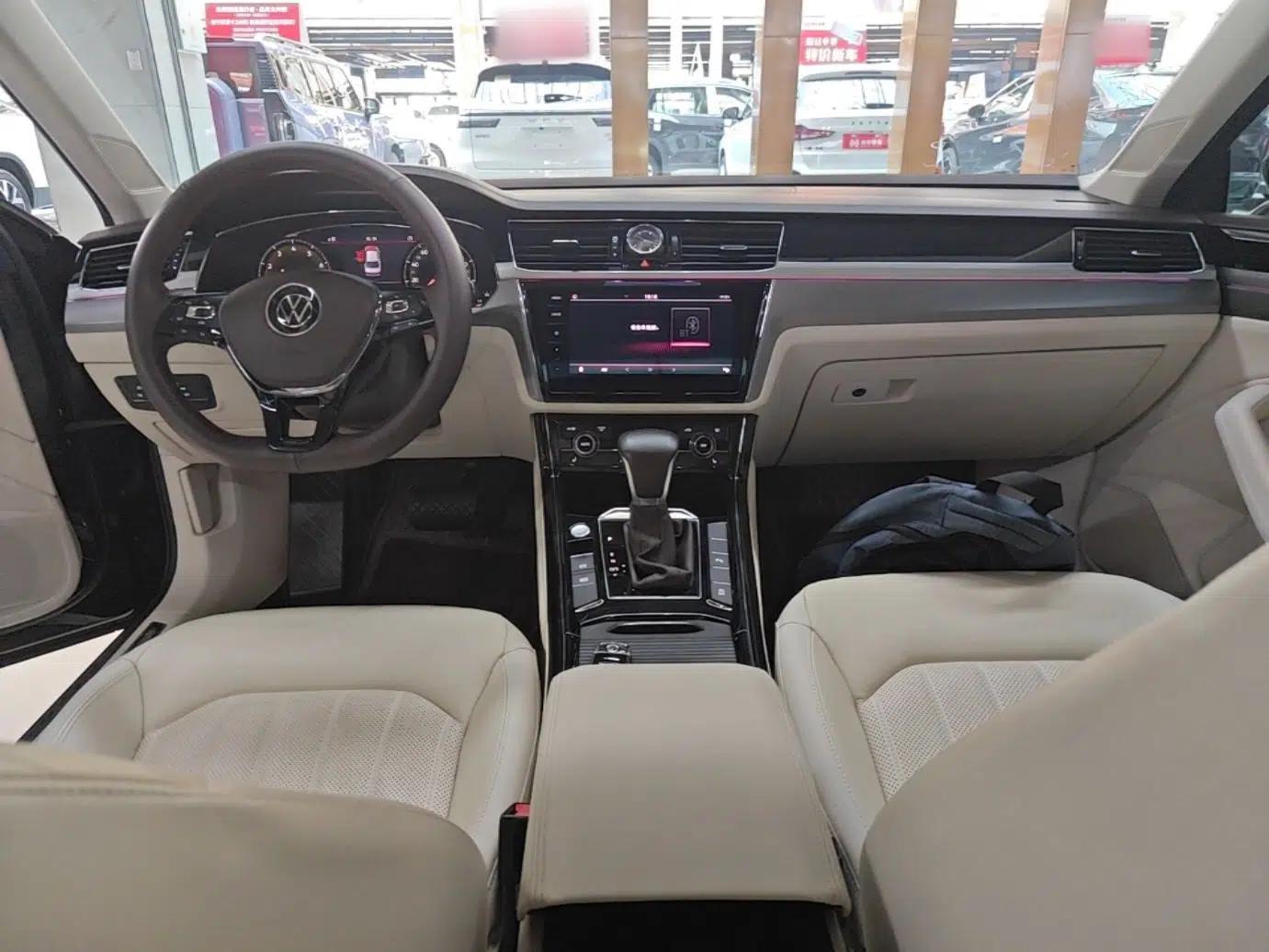 Volkswagen Phideon 2021 380TSI Luxury Edition — миниатюра 12