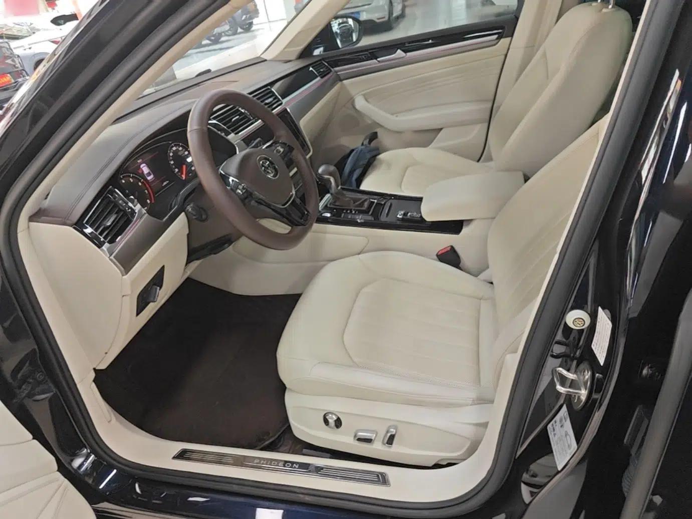 Volkswagen Phideon 2021 380TSI Luxury Edition — миниатюра 17
