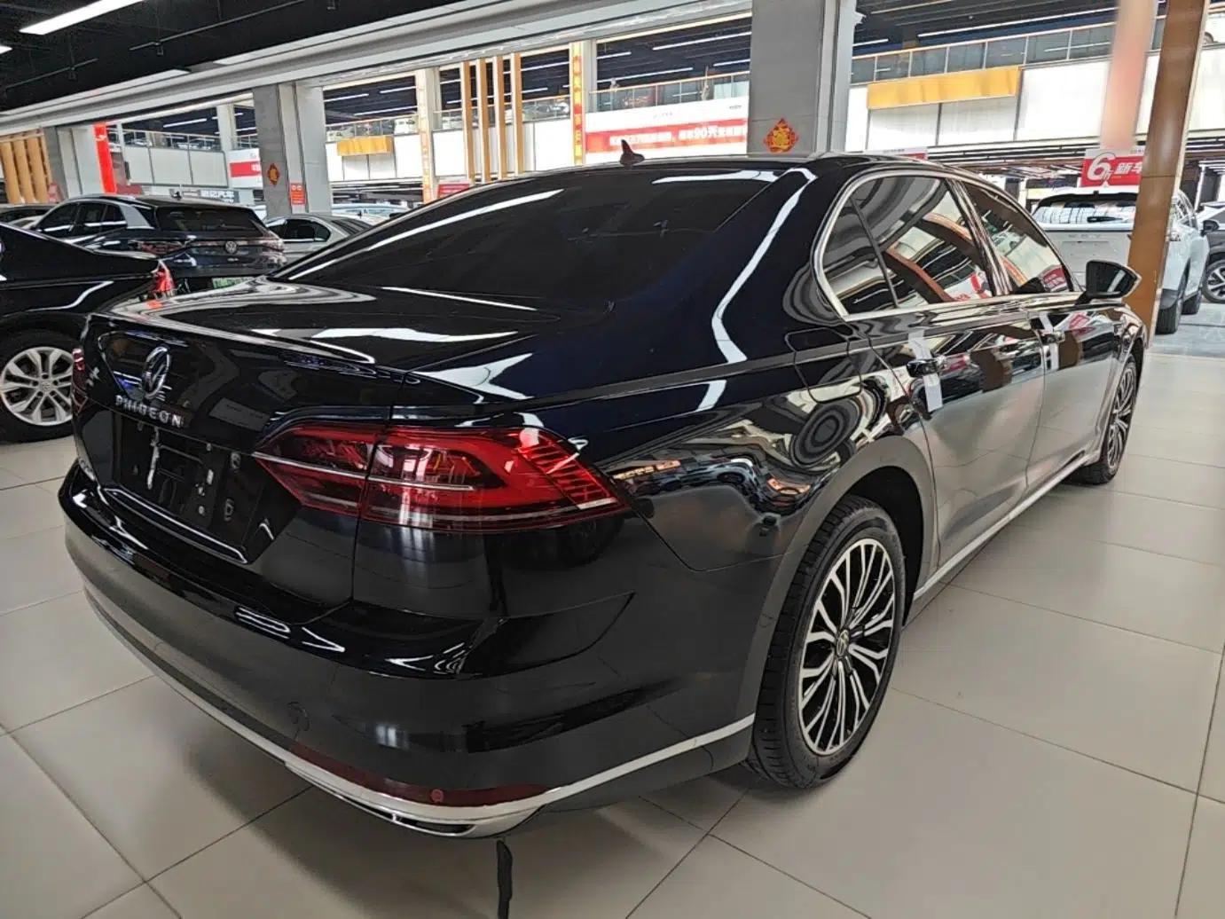 Volkswagen Phideon 2021 380TSI Luxury Edition — миниатюра 4