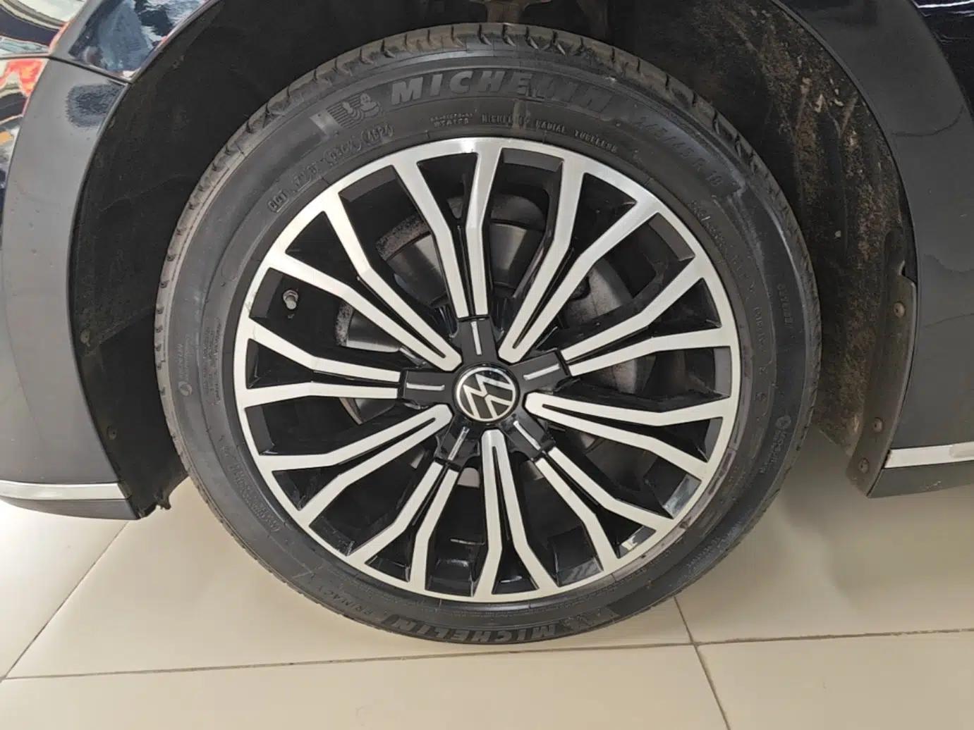 Volkswagen Phideon 2021 380TSI Luxury Edition — миниатюра 9