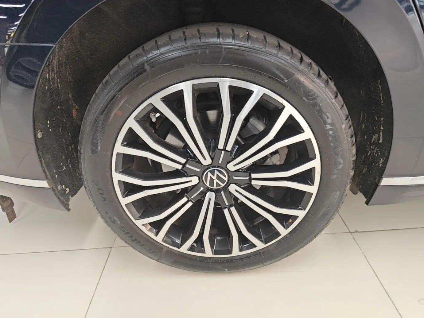 Volkswagen Phideon 2021 380TSI Luxury Edition — миниатюра 10