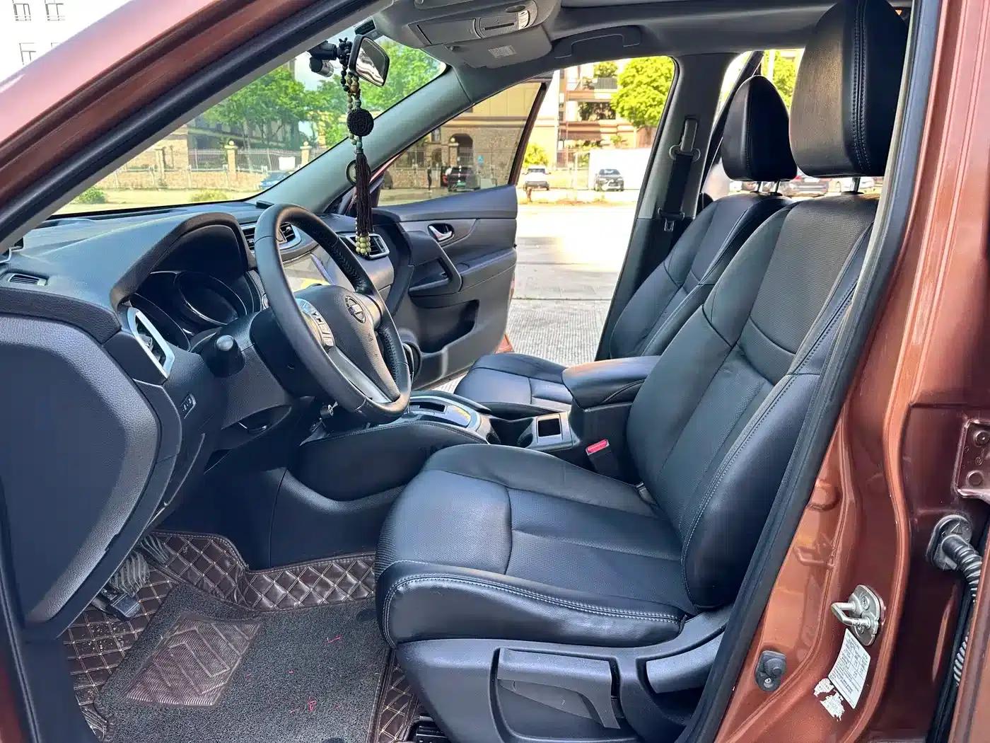 Nissan X-Trail 2014 2.0L CVT Comfort Edition 2WD — миниатюра 4
