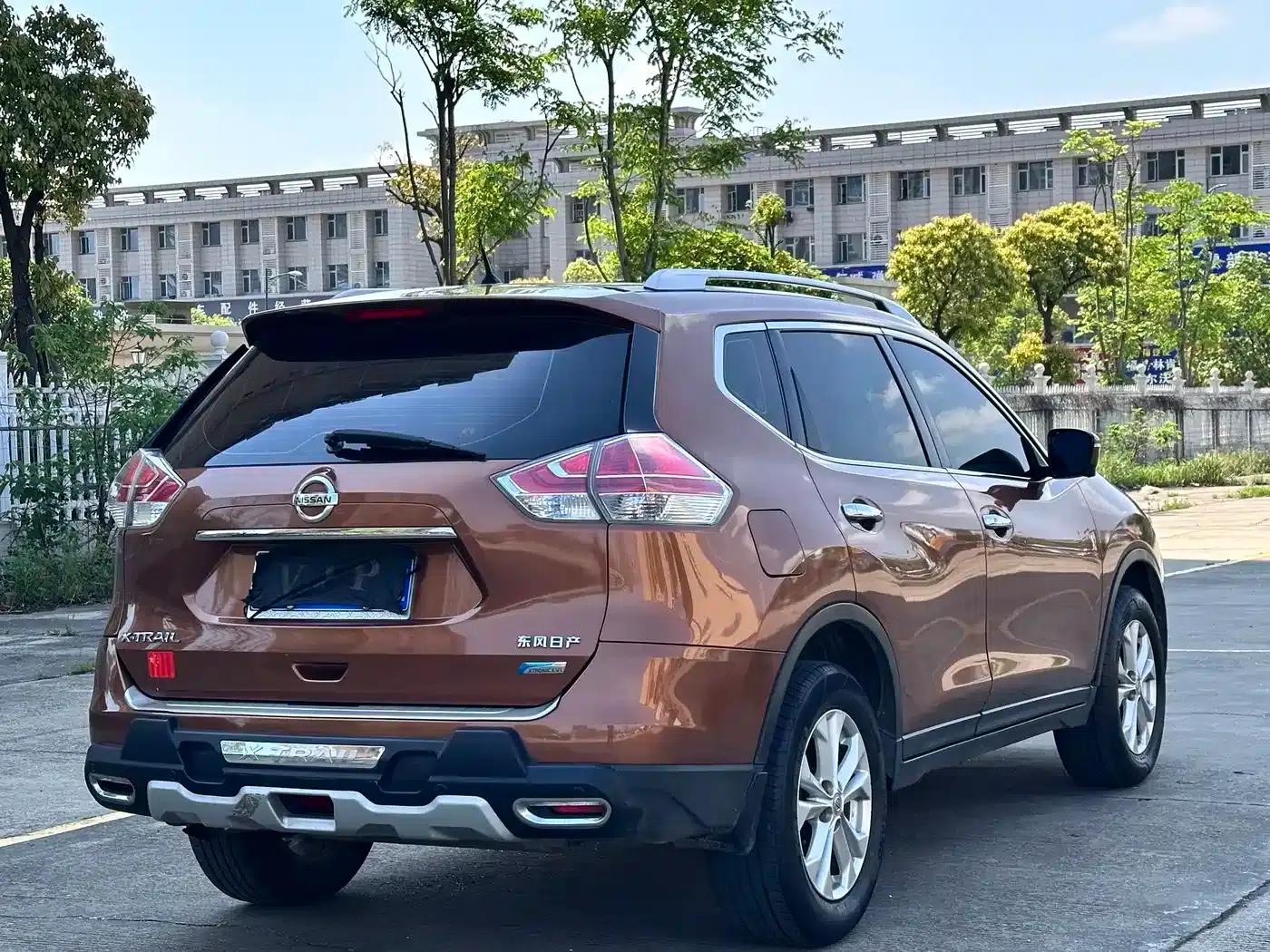 Nissan X-Trail 2014 2.0L CVT Comfort Edition 2WD — миниатюра 9