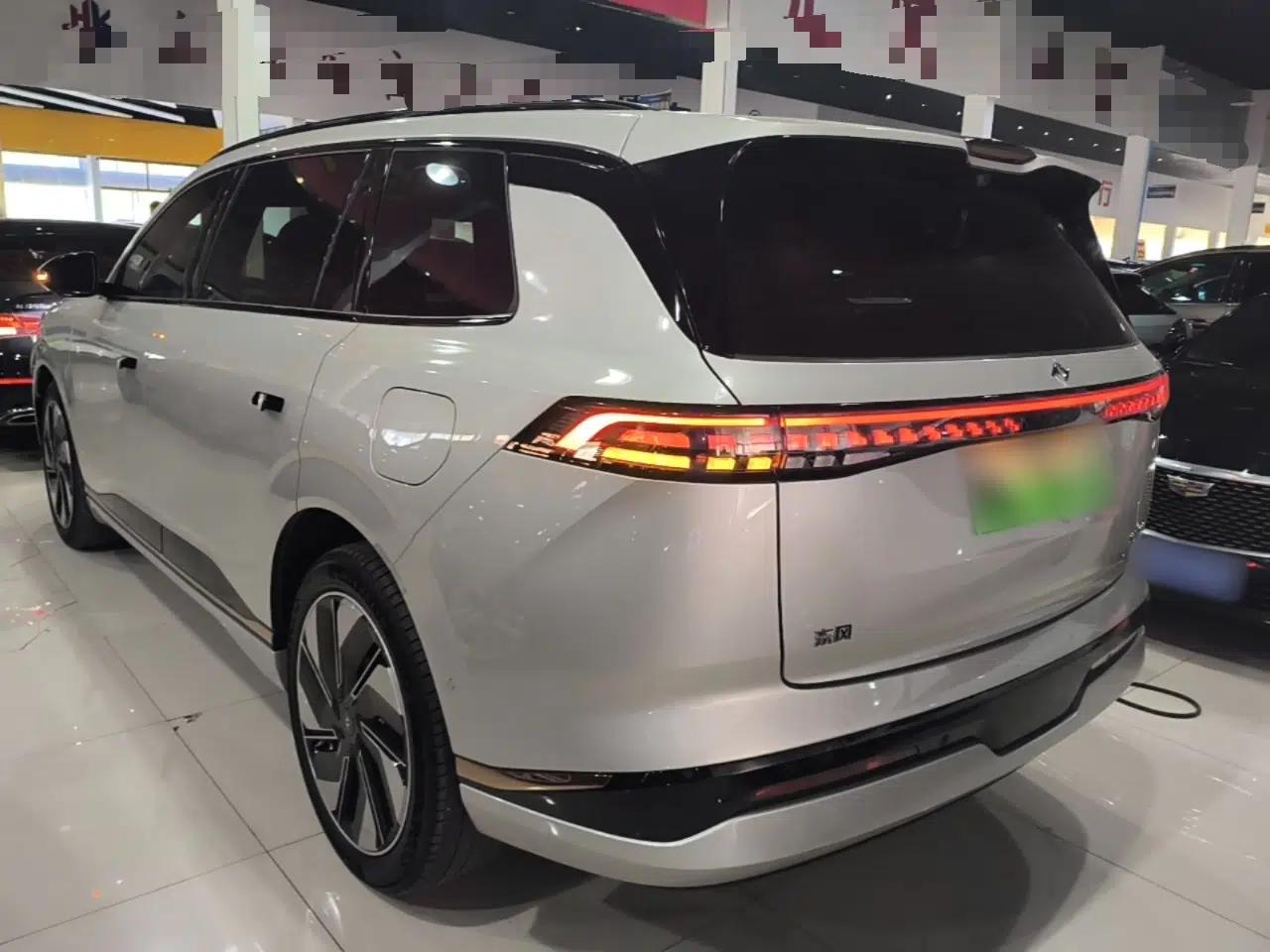Dongfeng eπ eπ008 2025 210 Ultra Range-Extended Version 5 Seats — миниатюра 4