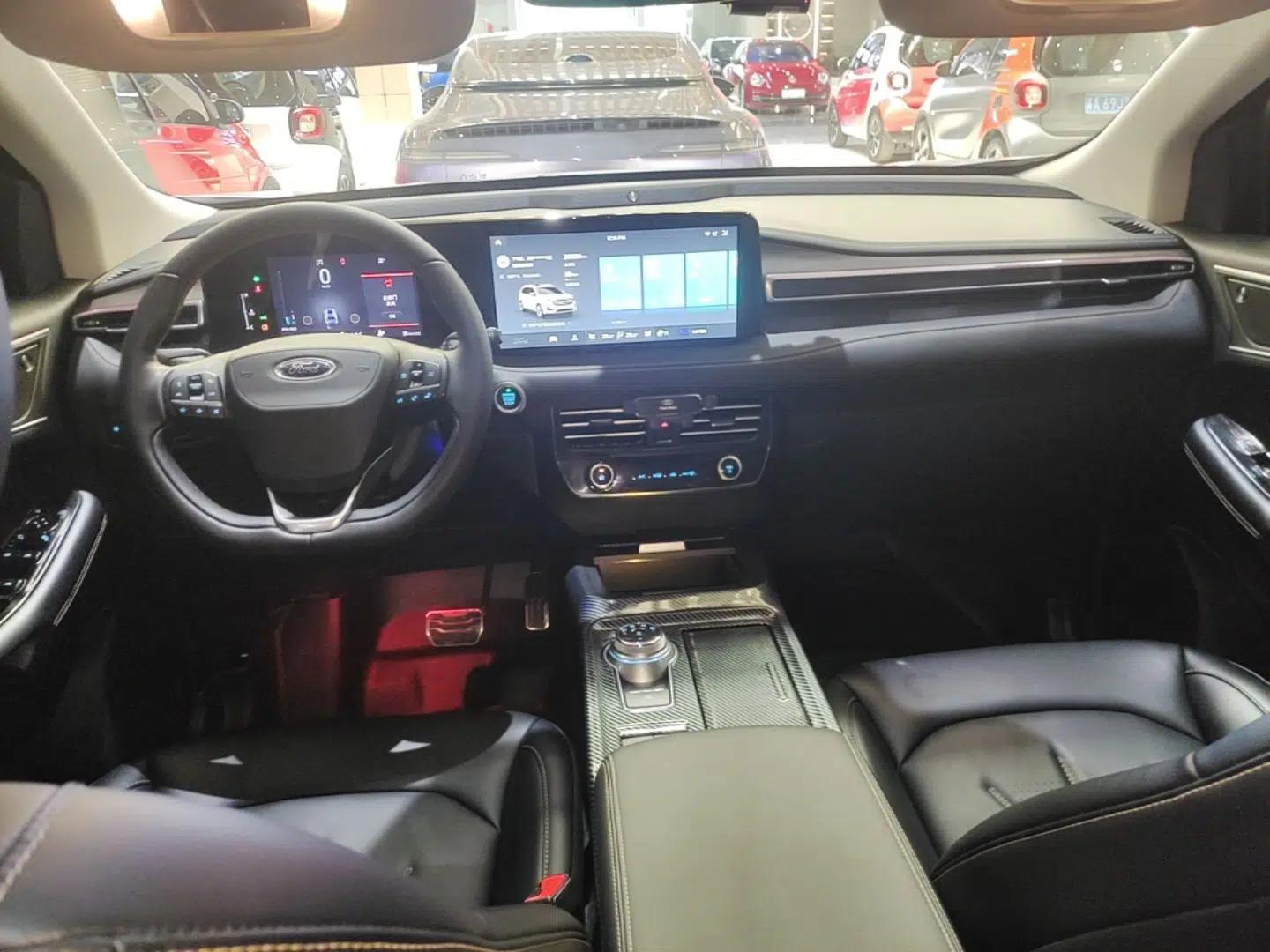 Ford Edge 2021 Facelifted PLUS EcoBoost 245 Two-Wheel Drive XLT 7-Seater — миниатюра 13