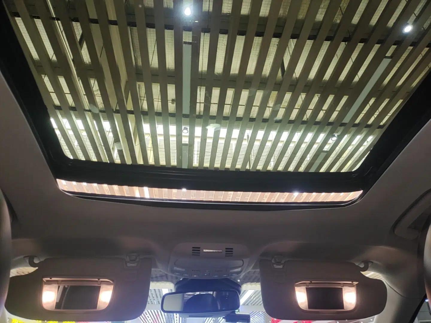 Ford Edge 2021 Facelifted PLUS EcoBoost 245 Two-Wheel Drive XLT 7-Seater — миниатюра 21