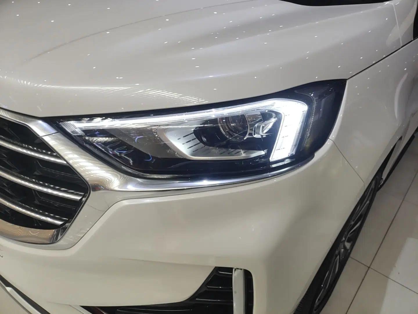 Ford Edge 2021 Facelifted PLUS EcoBoost 245 Two-Wheel Drive XLT 7-Seater — миниатюра 9