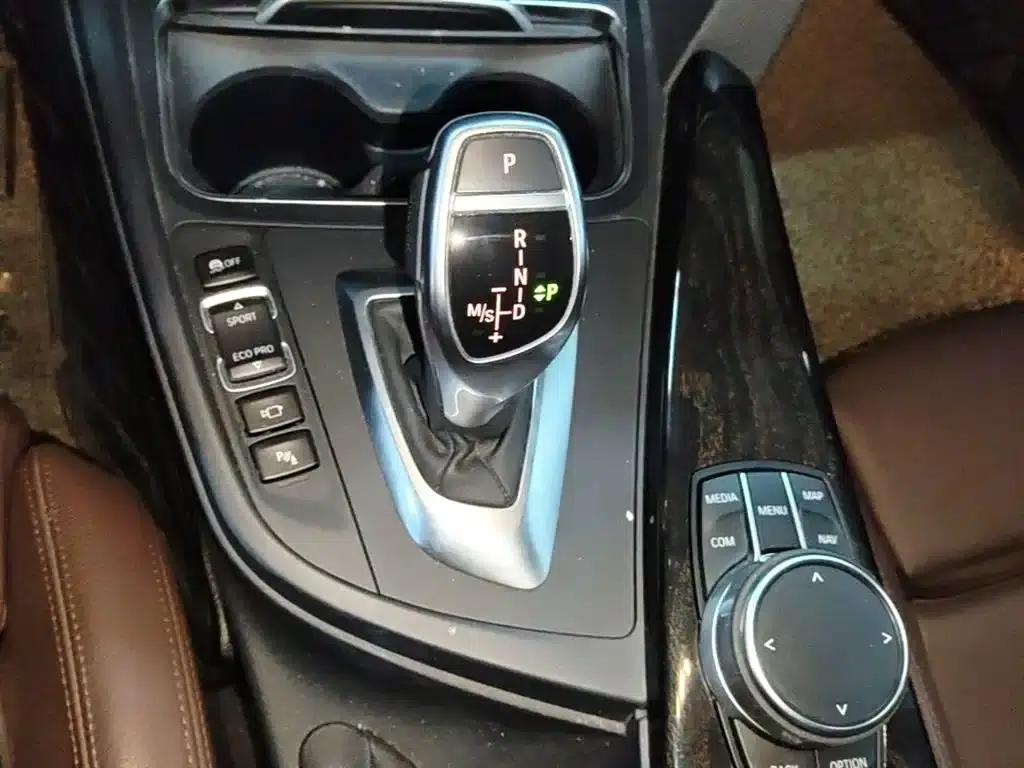 2018 BMW 3 Series 320Li M Sport Shadow Edition — миниатюра 14