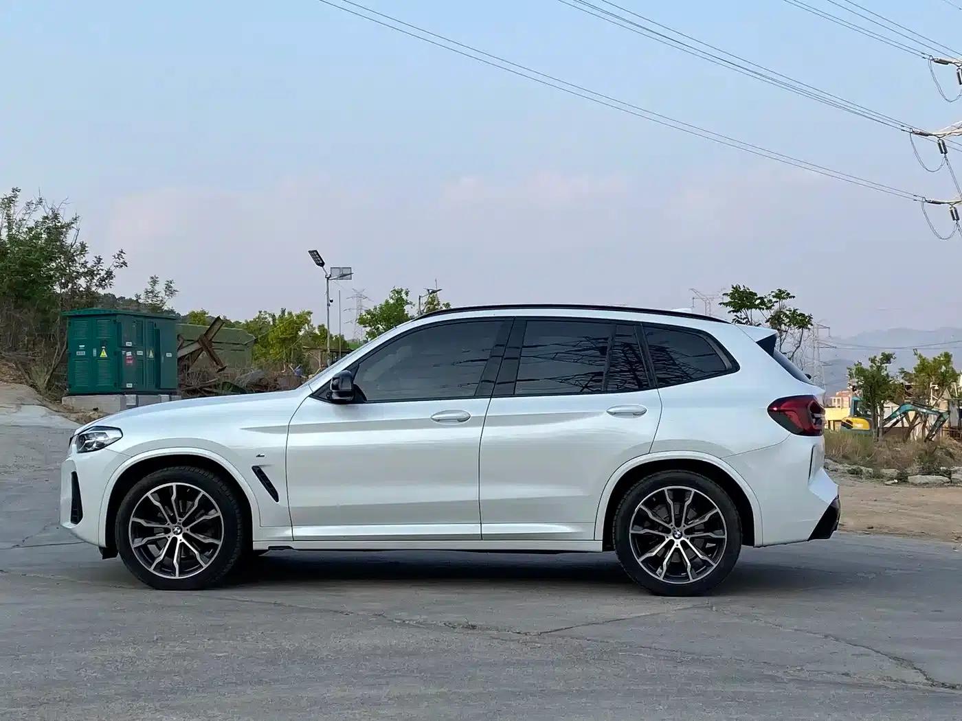 BMW X3 2022 xDrive30i Leading Edition M Sport Package — миниатюра 4