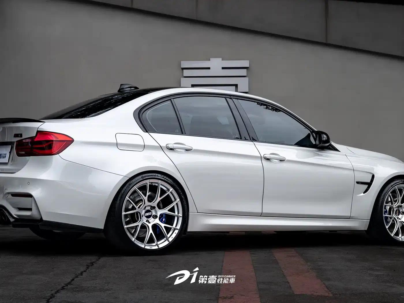 2018 BMW M3 Sedan — миниатюра 6