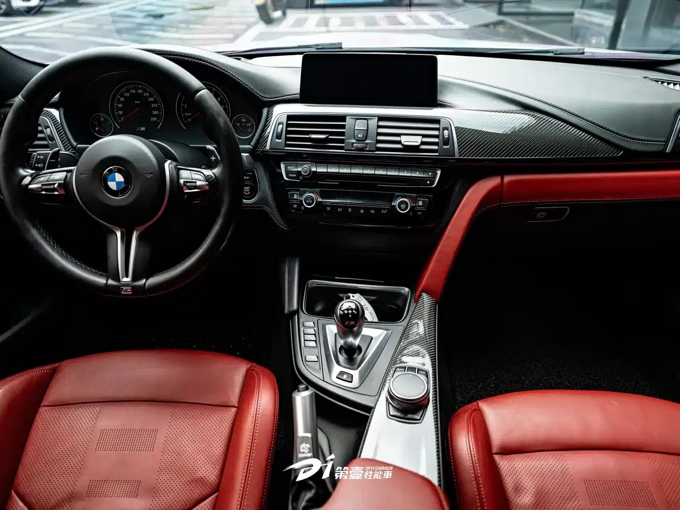 2018 BMW M3 Sedan — миниатюра 9