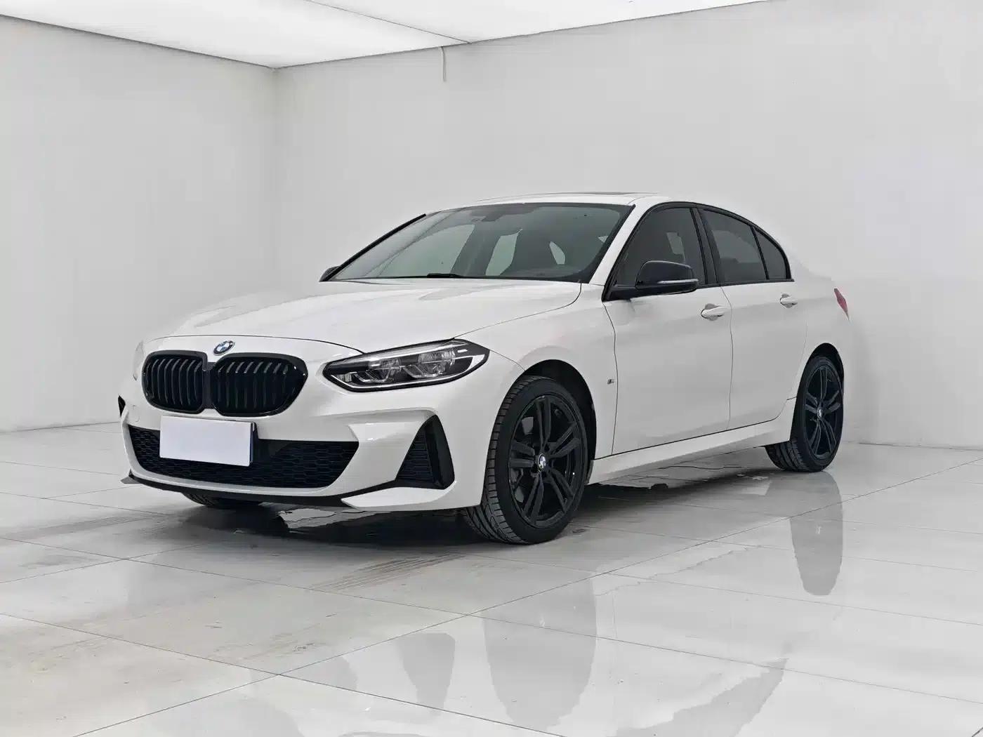 BMW 1 Series 2021 125i M Sport Shadow Edition — миниатюра 1