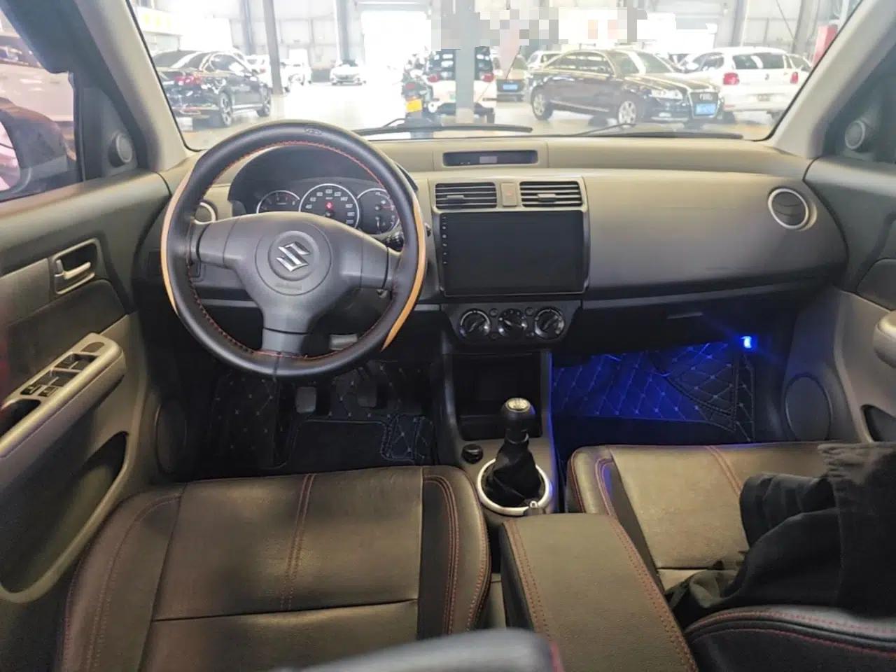 Suzuki Swift 2013 1.5L Manual 20th Anniversary Limited Edition — миниатюра 13