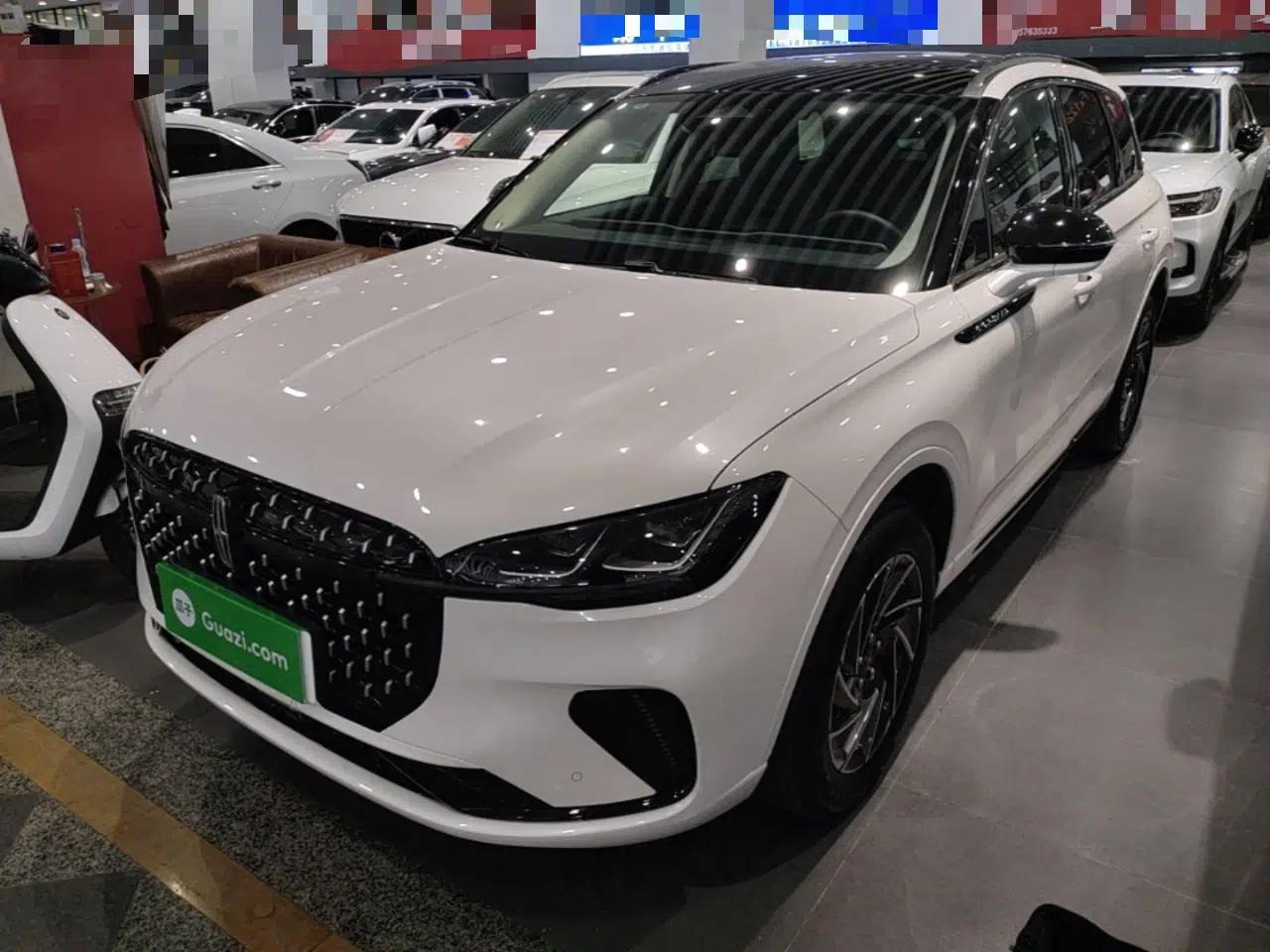 Lincoln Corsair 2024 1.5T Two-Wheel Drive Deluxe Hybrid Version — миниатюра 1