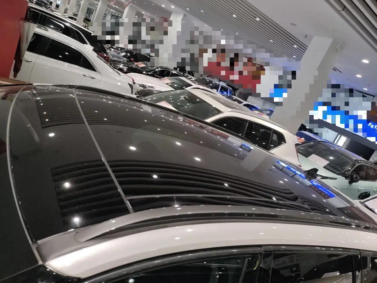 Lincoln Corsair 2024 1.5T Two-Wheel Drive Deluxe Hybrid Version — миниатюра 11