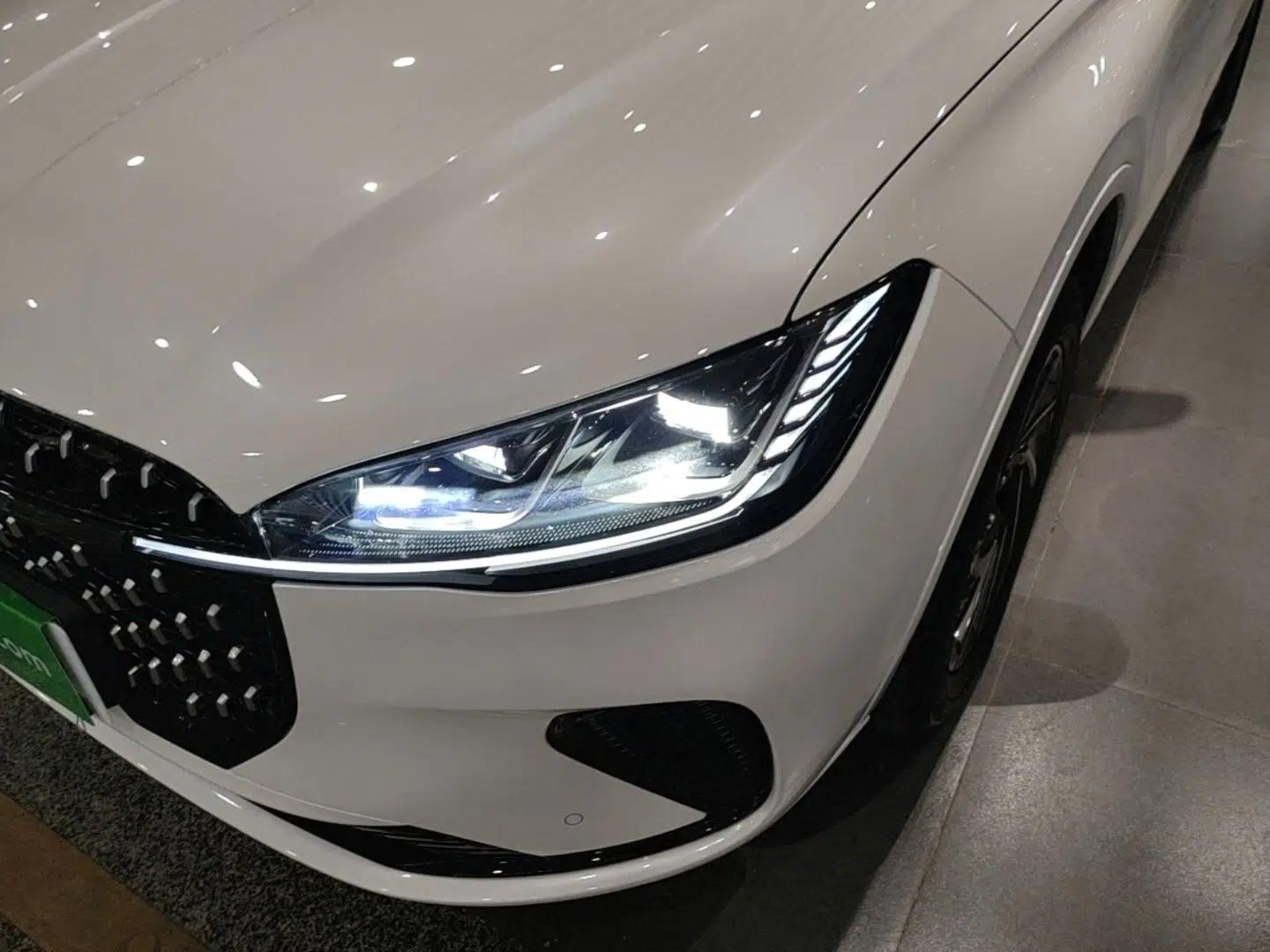 Lincoln Corsair 2024 1.5T Two-Wheel Drive Deluxe Hybrid Version — миниатюра 9