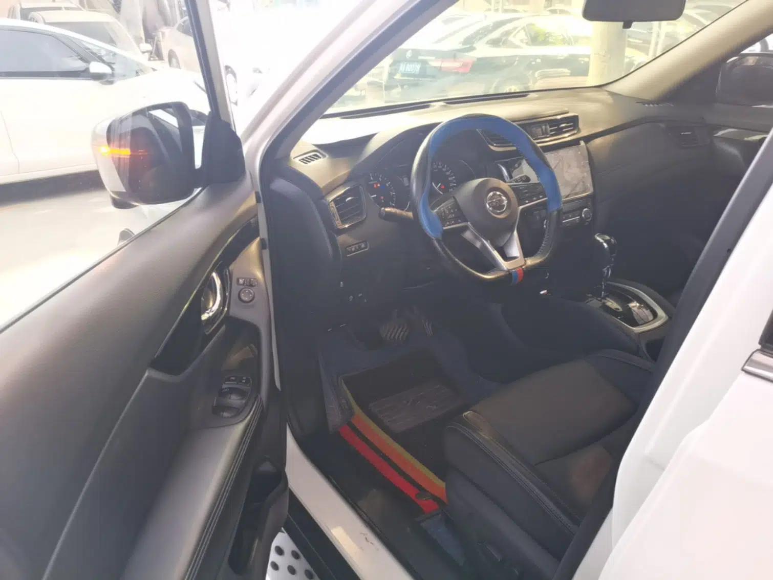 Nissan X-Trail 2021 2.0L CVT 2WD XL Premium Commemorative Edition — миниатюра 19