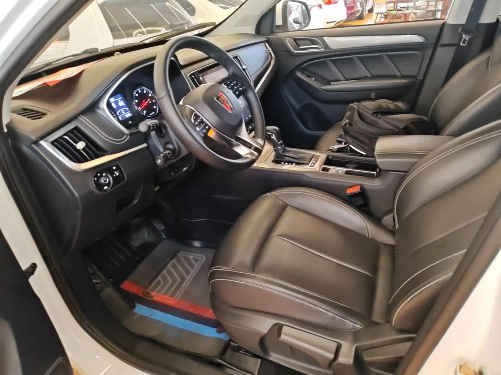 Roewe RX5 2020 20T Automatic 4G Connected Million Edition — миниатюра 15