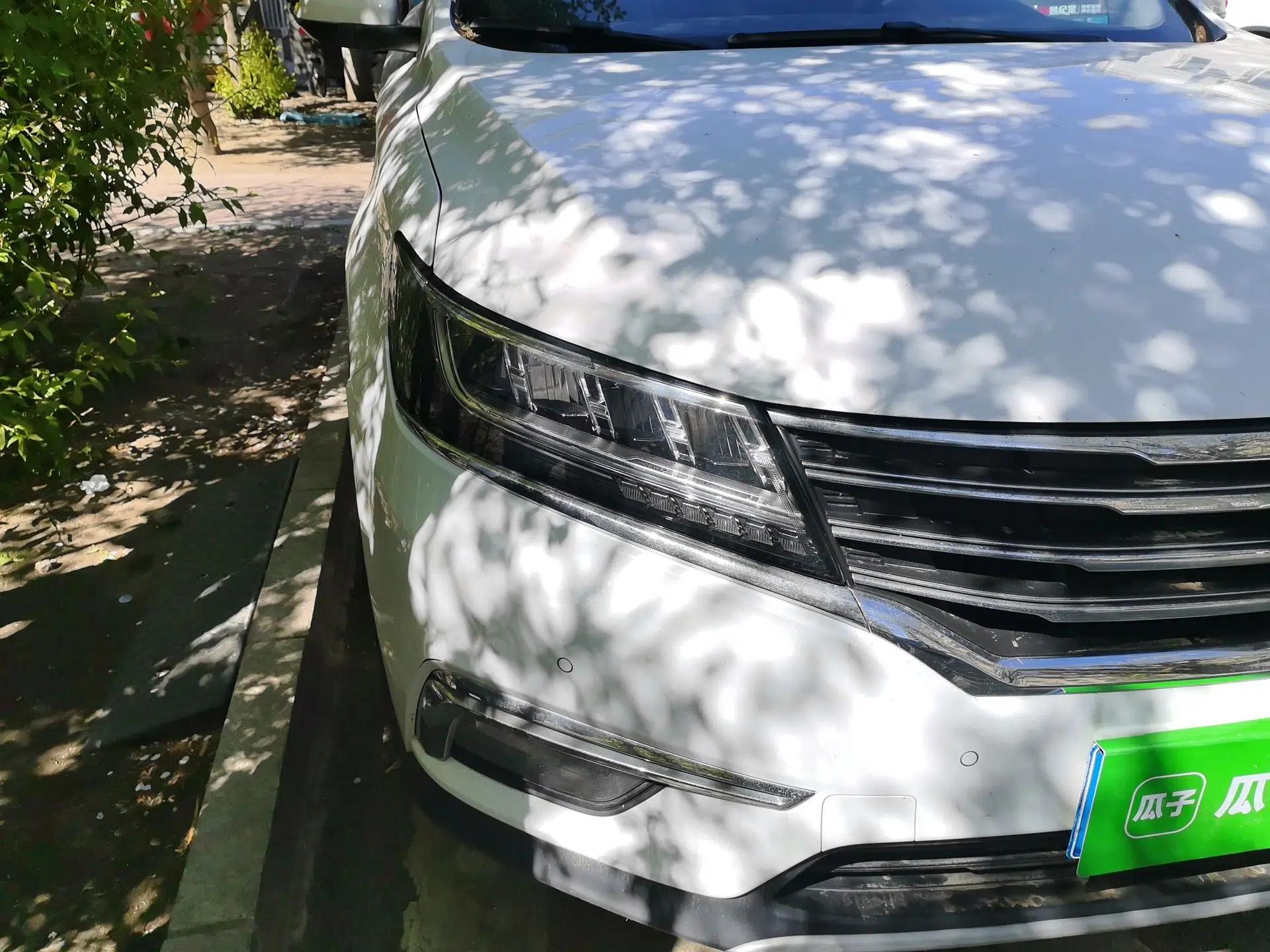 Roewe RX5 2018 20T Two-Wheel Drive Automatic Internet Smart Luxury Edition — миниатюра 7