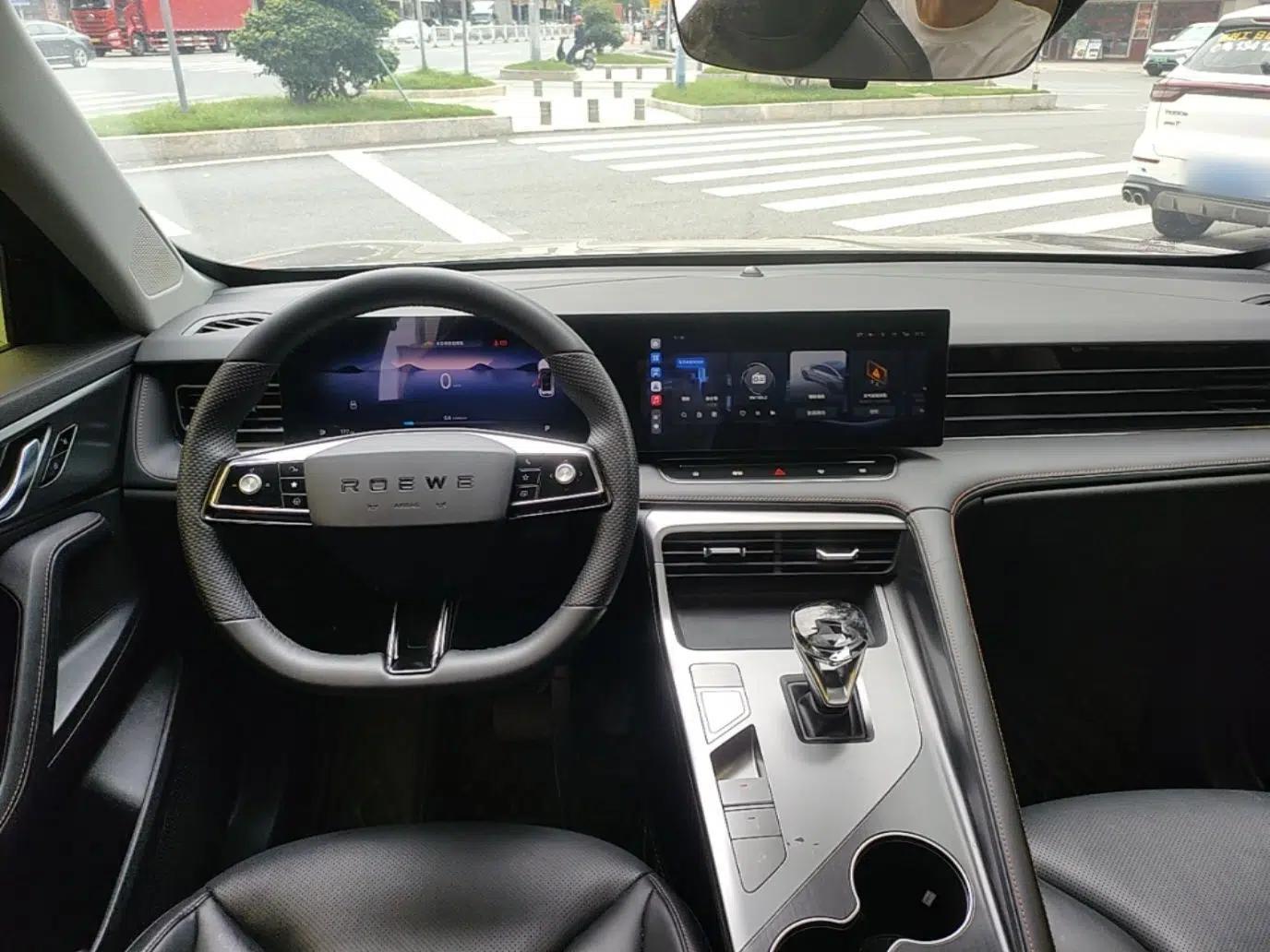 Roewe RX5 2023 1.5T Elite Edition — миниатюра 13