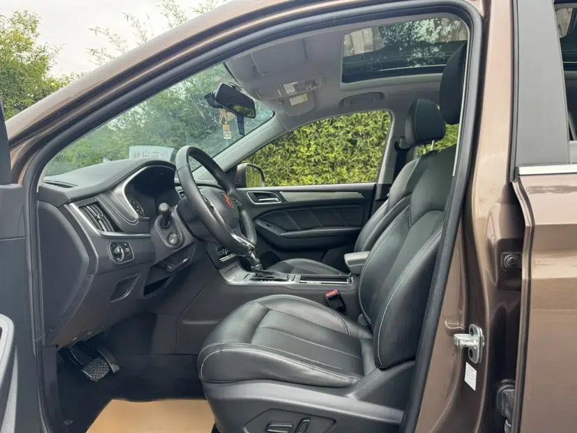 Roewe RX5 2019 20T Two-Wheel Drive Automatic Ali Smart Connectivity Platinum Edition — миниатюра 23