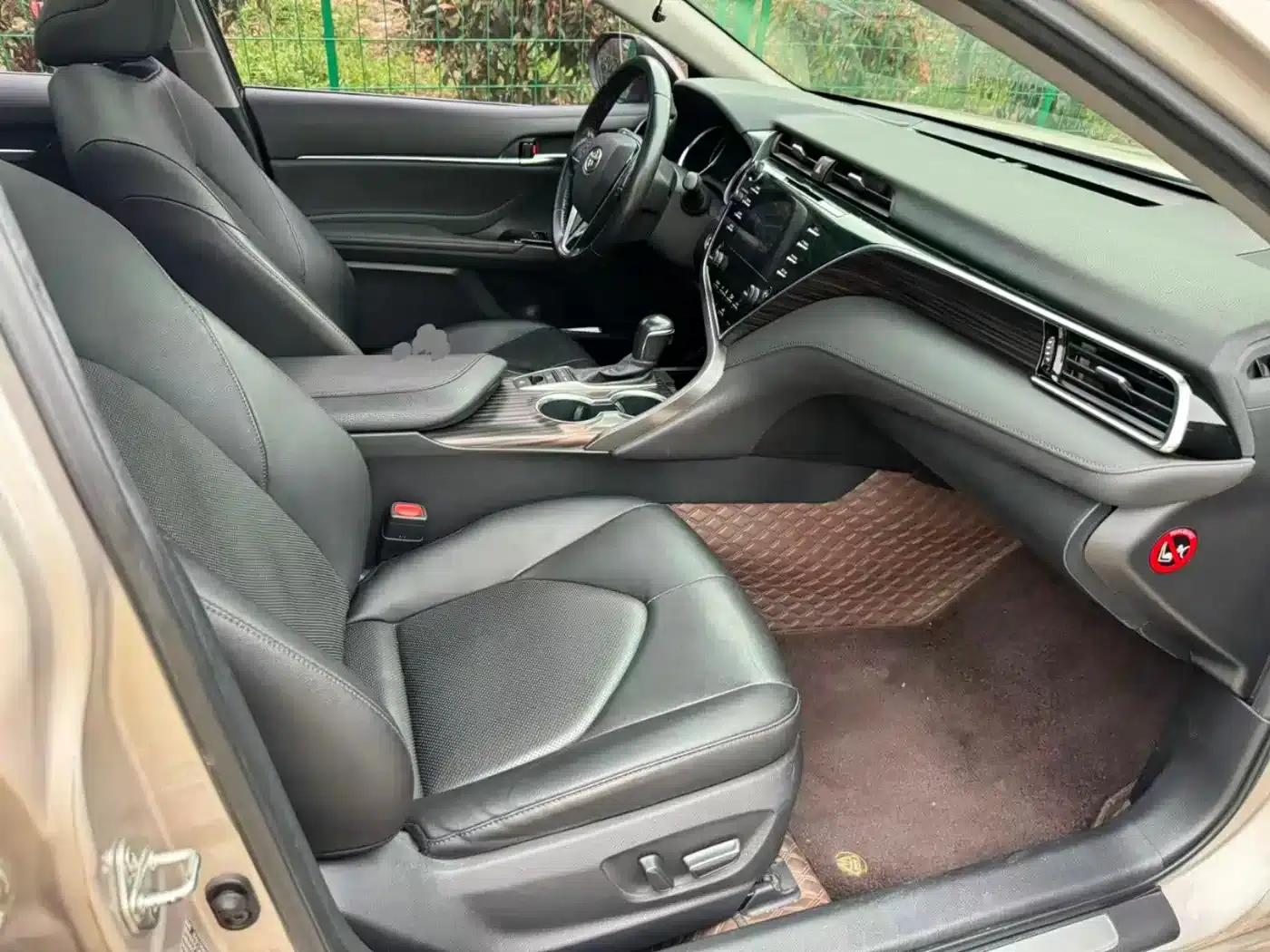 2018 Camry 2.5G Luxury Edition — миниатюра 16