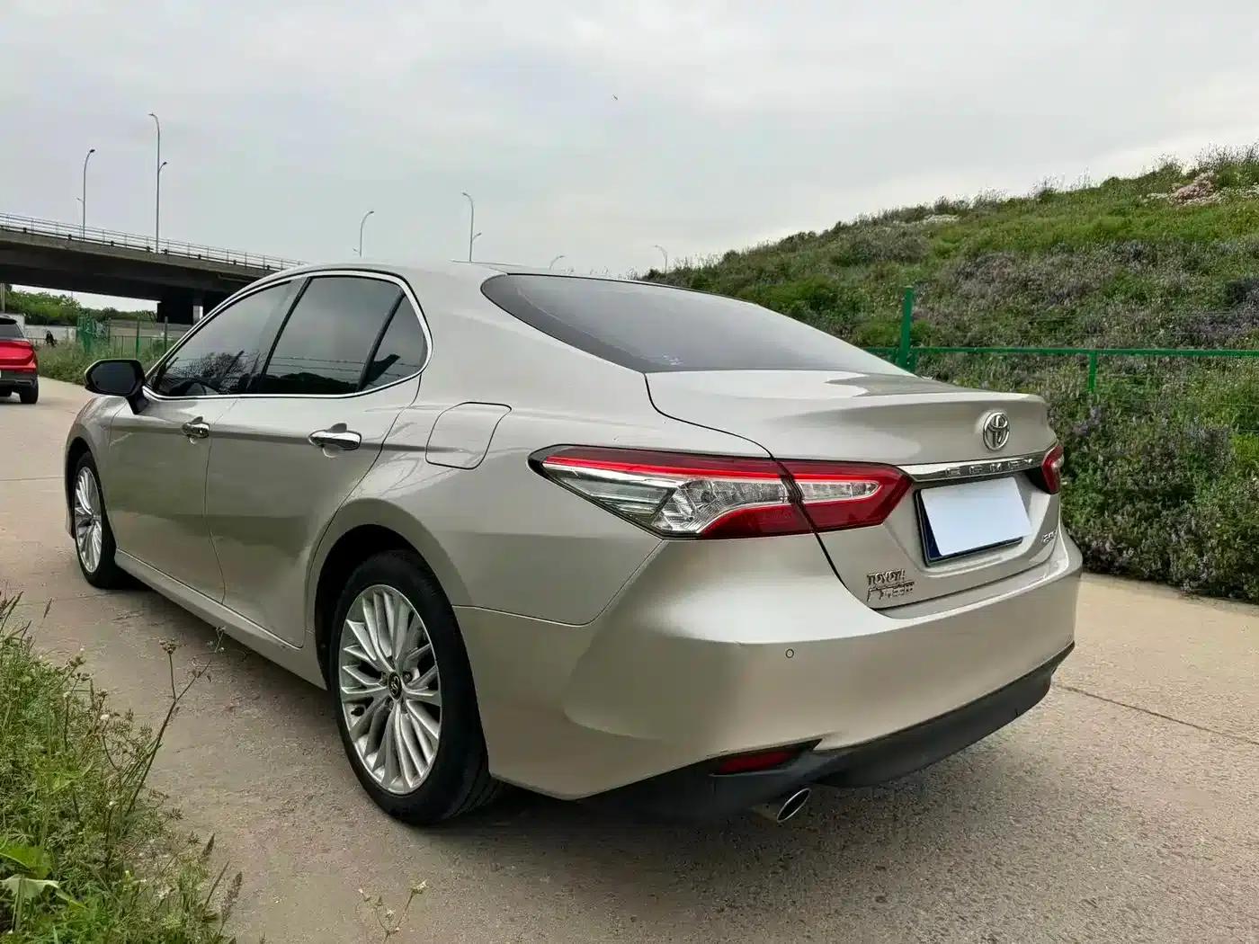 2018 Camry 2.5G Luxury Edition — миниатюра 4