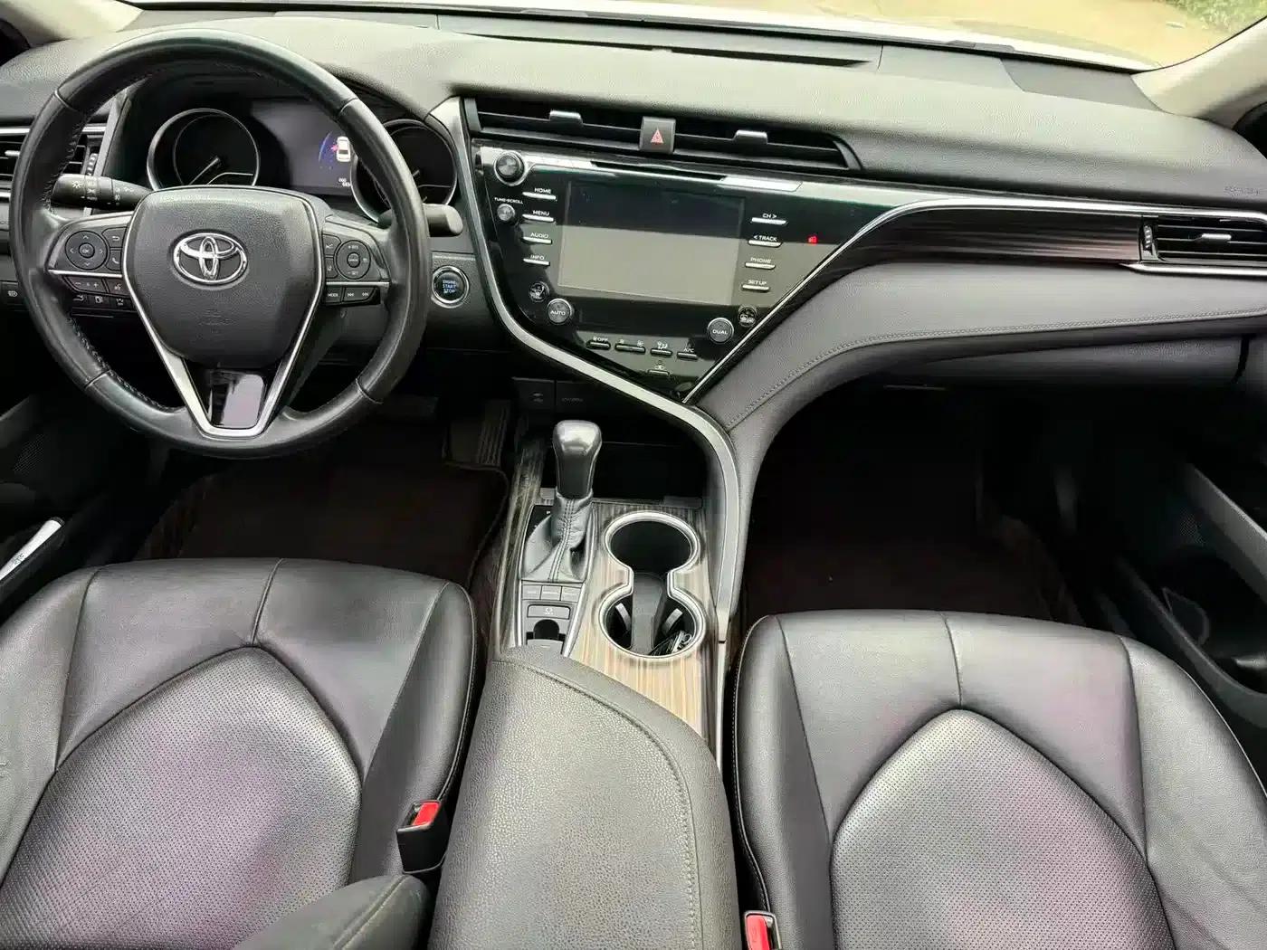 2018 Camry 2.5G Luxury Edition — миниатюра 10
