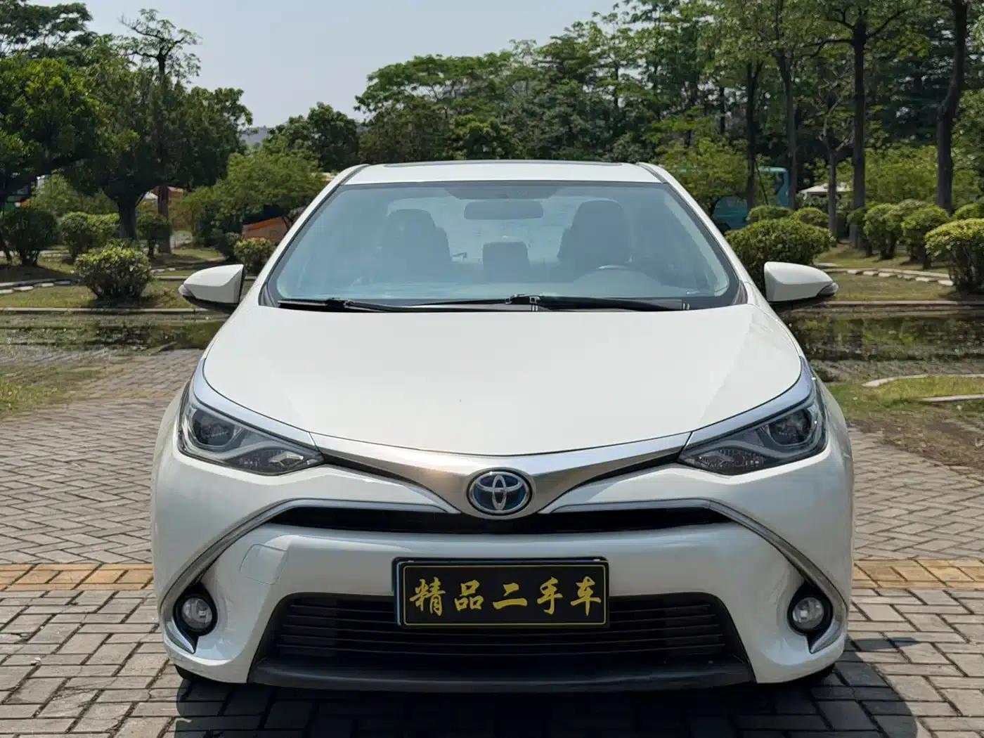 2017 Toyota Corolla Hybrid 1.8H GS E-CVT Elite Sunroof Edition (National V Emission Standard) — миниатюра 3
