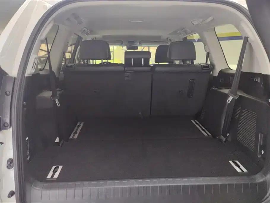 2019 Prado 3.5L Automatic TX-L Premium Edition with Rear-mounted Spare Tire — миниатюра 4