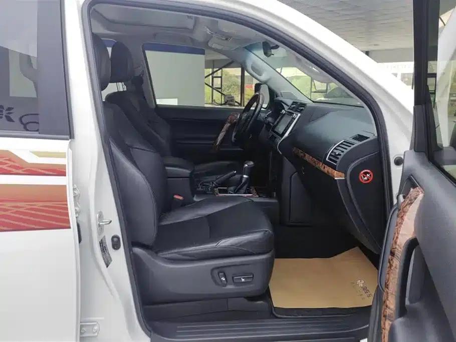 2019 Prado 3.5L Automatic TX-L Premium Edition with Rear-mounted Spare Tire — миниатюра 8