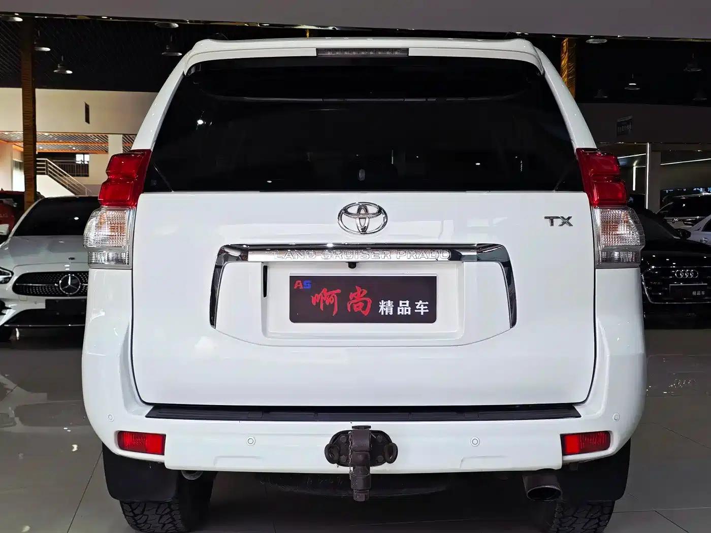 2010 Prado Imported Model 2.7L Automatic Luxury Edition — миниатюра 16